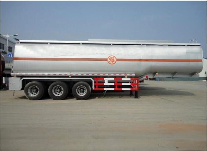 cisternový přívěs 1